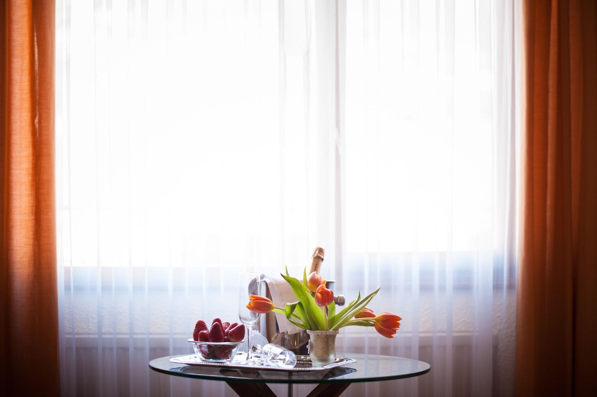 Hotel Unzaga Plaza Éibar Екстериор снимка